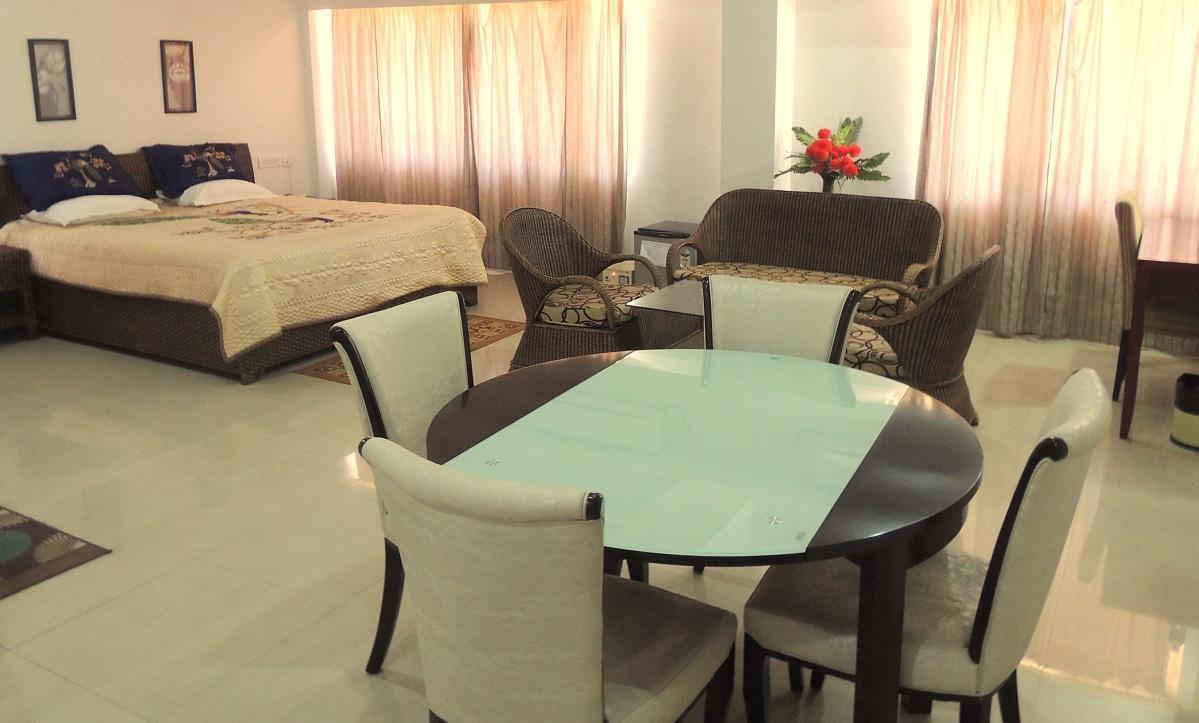 Aroma Residency Hotel Tinsukia ภายนอก รูปภาพ
